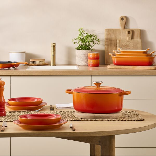 Signature st&oslash;bejern oval gryde &Oslash; 31 cm, volcanic, Le Creuset