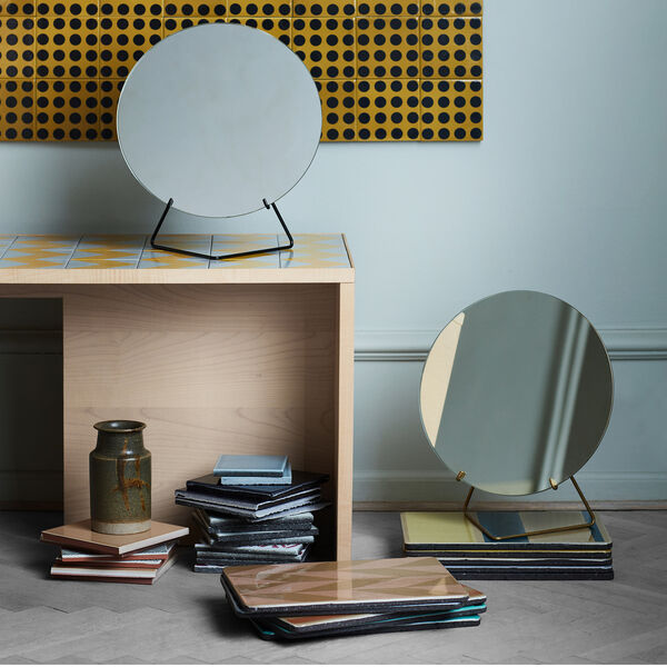 Standing Mirror, black, MOEBE