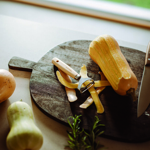 Folken Y-skræller vippeblad, Fiskars