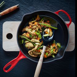 Signature st&oslash;bejern dyb stegepande &Oslash; 26 cm, cerise, Le Creuset