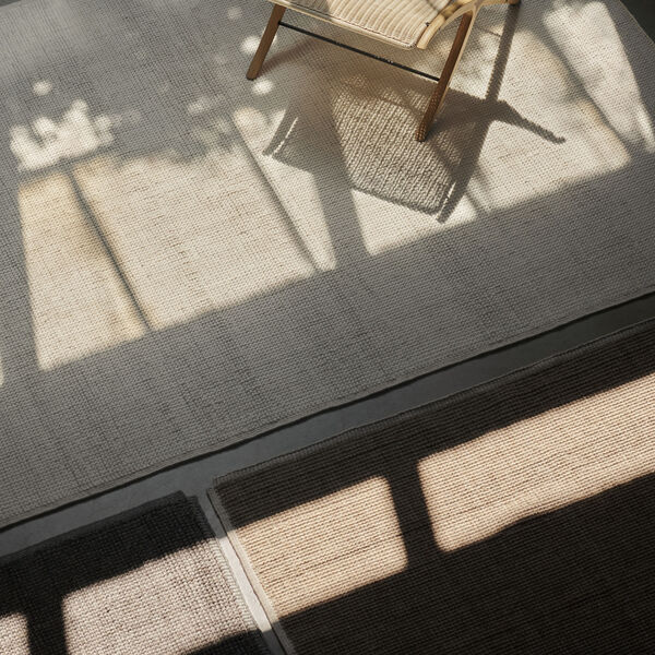 Collect SC85 gulvt&aelig;ppe, stone, &Tradition