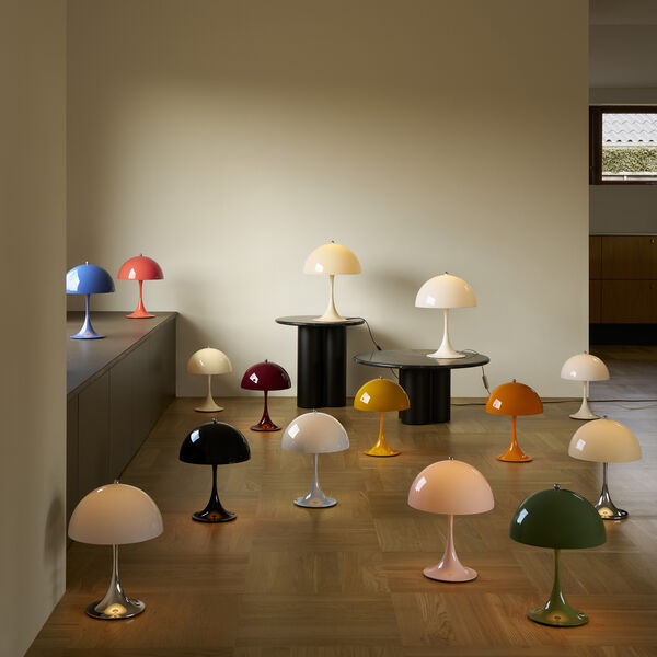 Panthella 250 Portable bordlampe, opal pale rose, Louis Poulsen