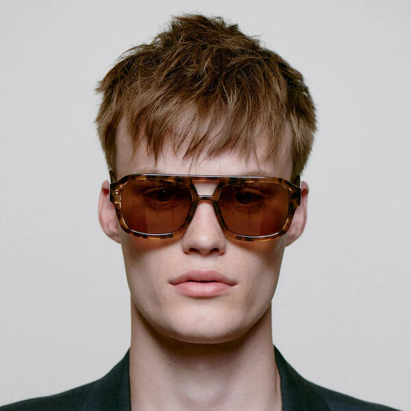 Kaya Solbriller, coquina, A. KJÆRBEDE