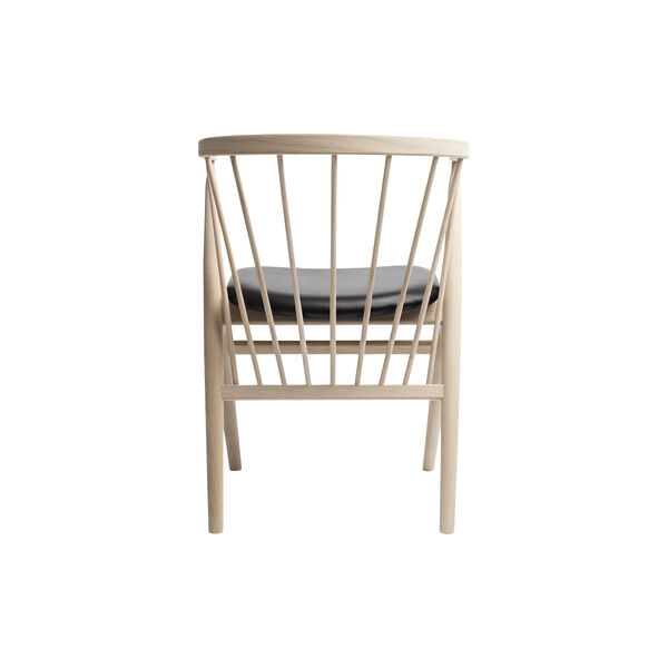 Sibast No 8 spisestol, hvidolieret eg/sort Sibast No 8 spisestol, hvidolieret eg/sort, Sibast Furniture