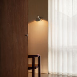 KAISER idell&trade; 6567-W v&aelig;glampe, blank hvid, Fritz Hansen