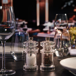 675 Salt and pepper set, akryl, Cole & Mason