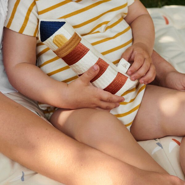 Klint fyrtårn rangle, Dear April