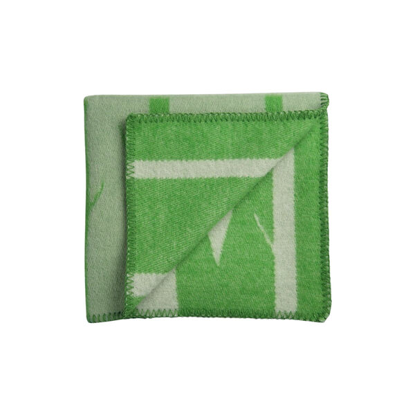 KROKODILLE Half Size Throw, green/natural KROKODILLE Half Size Throw, green/natural, Røros Tweed