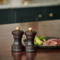 Hoxton Pepper, chocolate, Cole & Mason