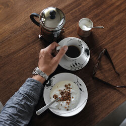 Sort Mega Riflet dyb tallerken Ø 17 cm, Royal Copenhagen