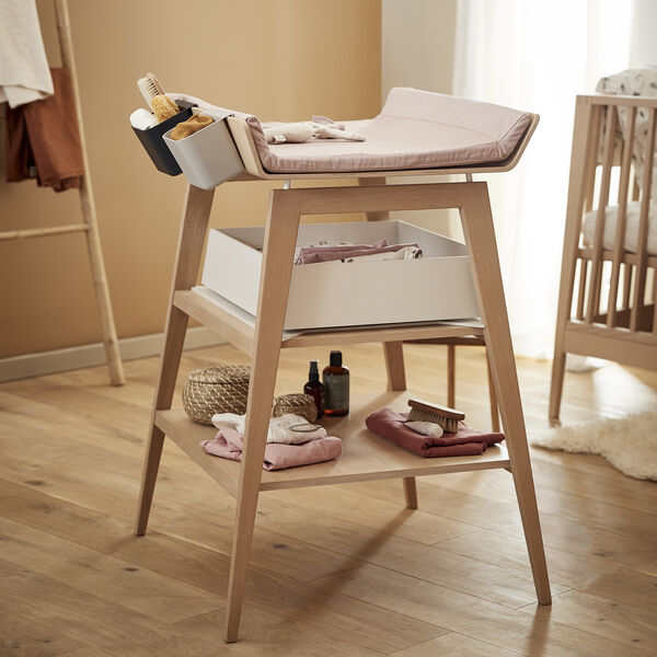 Leander Linea™ puslebord med skumhynde, beech, Leander