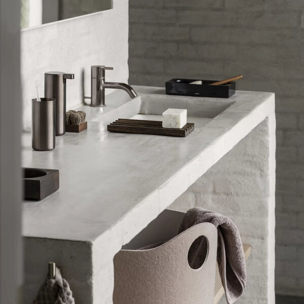 MODO Soap Dispenser, burned metal/metallic finish MODO Soap Dispenser, burned metal/metallic finish, Blomus