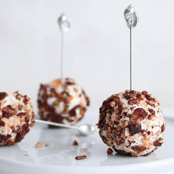 Tapas pinde skalder, Anovi