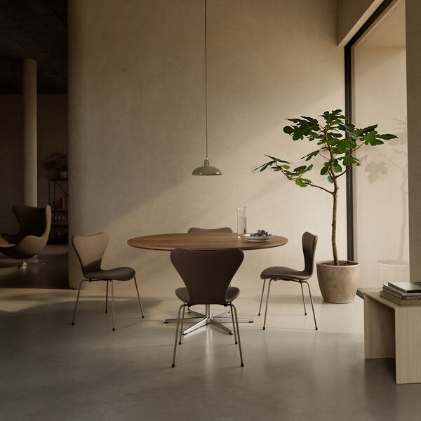 Serie 7&trade; 3107 fuldpolstret stol, Havana/light bronze, Fritz Hansen