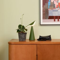 TIKI | T2 | Olive Green | Transportabel Bordlampe, Established & Sons