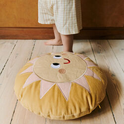 Sophie | Warm Sun | Pude, Dear April