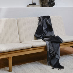 Caracas plaid, 00500 black, Silkeborg Uldspinderi