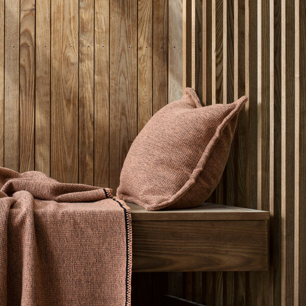 PICNIC Cushion, coral, R&oslash;ros Tweed