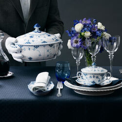 Musselmalet Halvblonde terrin med l&aring;g 200 cl, Royal Copenhagen