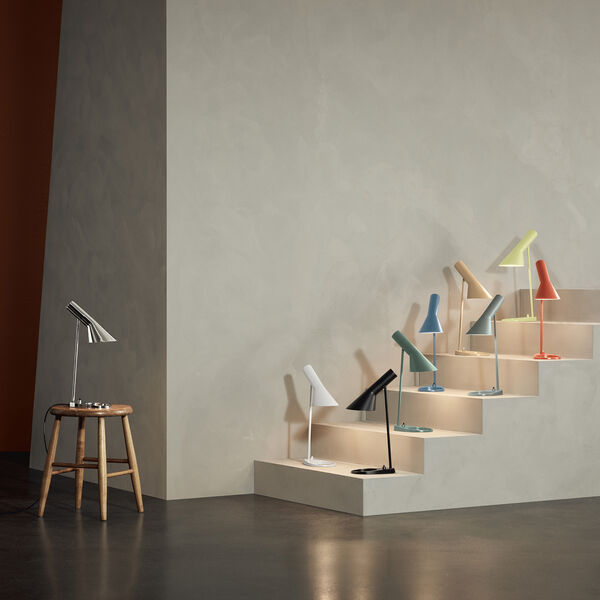 AJ bordlampe, black, Louis Poulsen