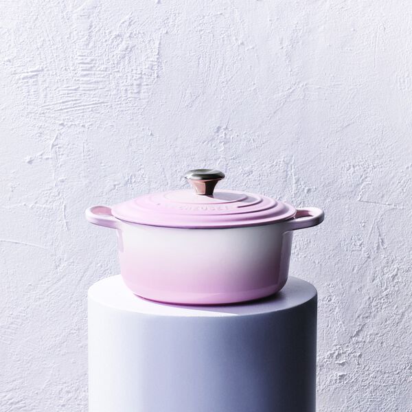 Signature rund st&oslash;bejernsgryde &Oslash; 24 cm, shell pink, Le Creuset