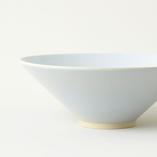Memphis sk&aring;l &Oslash; 32 cm, ice blue, Stilleben