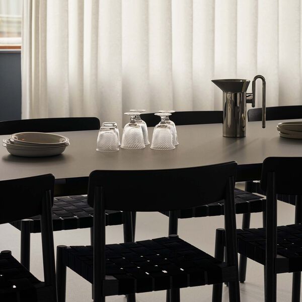 Betty TK1 spisebordsstol, black/black, &Tradition