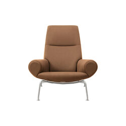 Wegner Queen Chair |  Nutshell| l&aelig;nestol + Ottoman, Fredericia Furniture