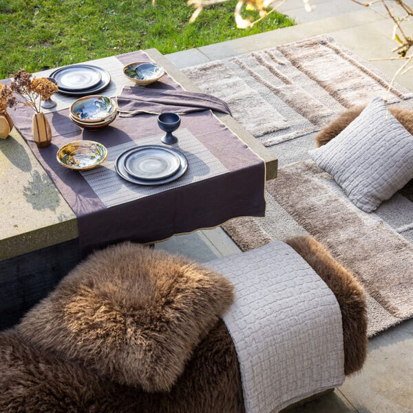 Swami sengetæppe, muscade, Vivaraise