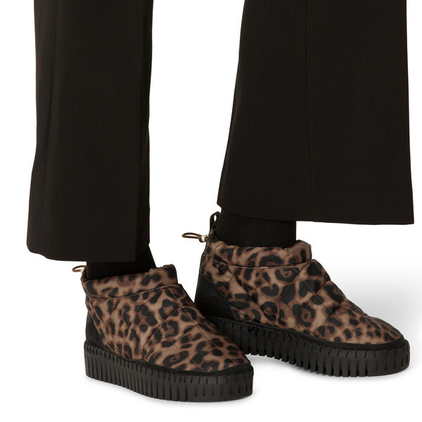 Tulip Low Padded Boot, brown panthera print black, Ilse Jacobsen Hornbæk