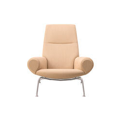 Wegner Queen Chair |  Natural| L&aelig;nestol + Ottoman, Fredericia Furniture
