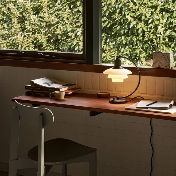 PH 2/2 Luna bordlampe Special Edition, matt black/opal, Louis Poulsen