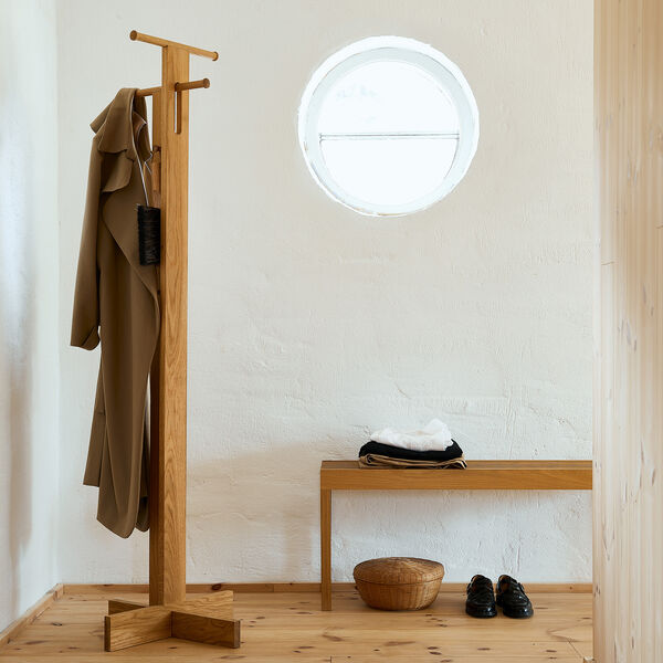 Lightweight Bench, oiled oak Lightweight Bench, oiled oak, Form & Refine