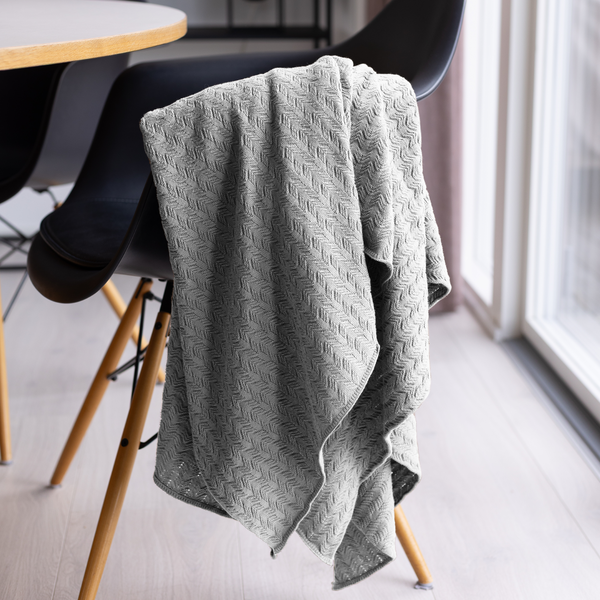 Strikket Plaid Wave, med grey melange, By LOHN