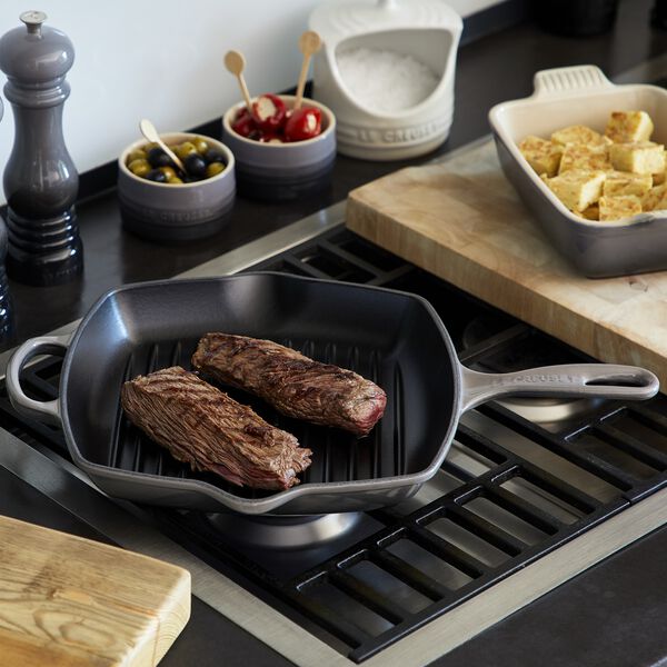 Signature st&oslash;bejern kvadratisk grillpande 26 cm, flint, Le Creuset