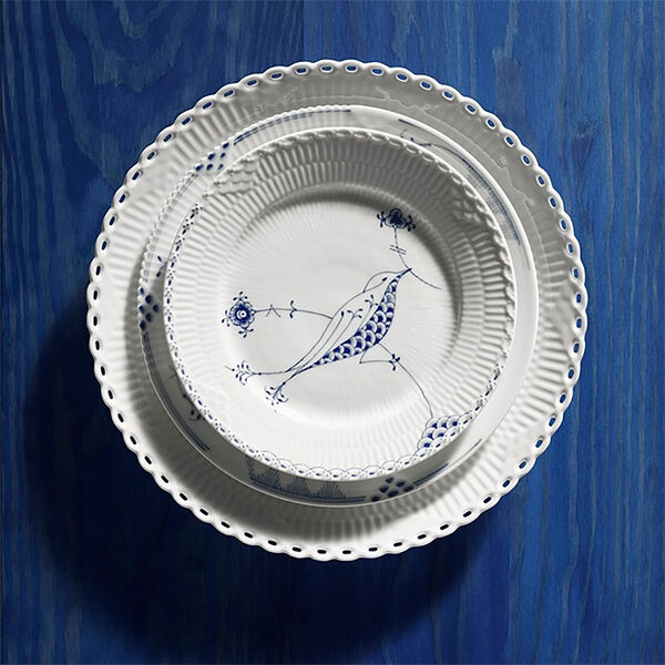 Hvid Riflet Helblonde Tallerken Ø 27 cm Hvid Riflet Helblonde Tallerken Ø 27 cm, Royal Copenhagen