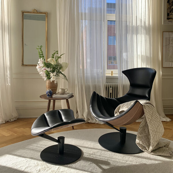 Lobster Chair loungestol, valnød/sort, Bruunmunch Furniture