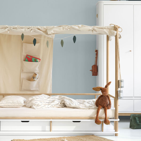 Beech guilande, Dear April