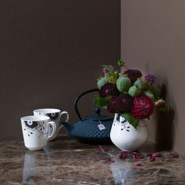 Sort Mega Riflet krus 38 cl, 2 stk Sort Mega Riflet krus 38 cl, 2 stk, Royal Copenhagen