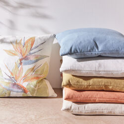 Marrakech pude, moon, Compliments