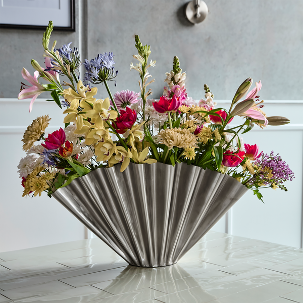 HDFlood Vase, b&oslash;rstet s&oslash;lvfinish, House Doctor