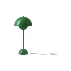 Flowerpot VP3 Table Lamp, signal green Flowerpot VP3 Table Lamp, signal green, &Tradition