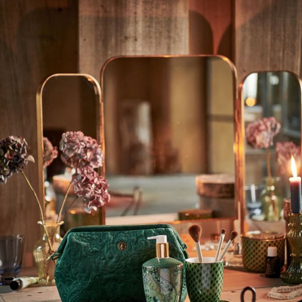 Cooper Cosm Velour Toiletry Bag, green, Pip Studio