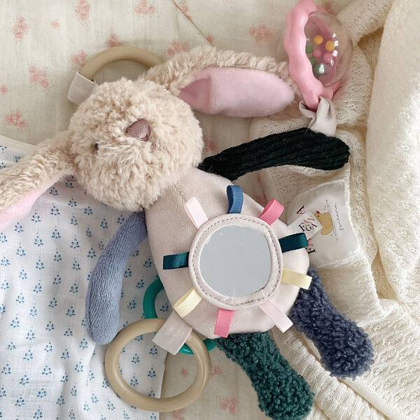 Peluche Bunny, Konges Sløjd