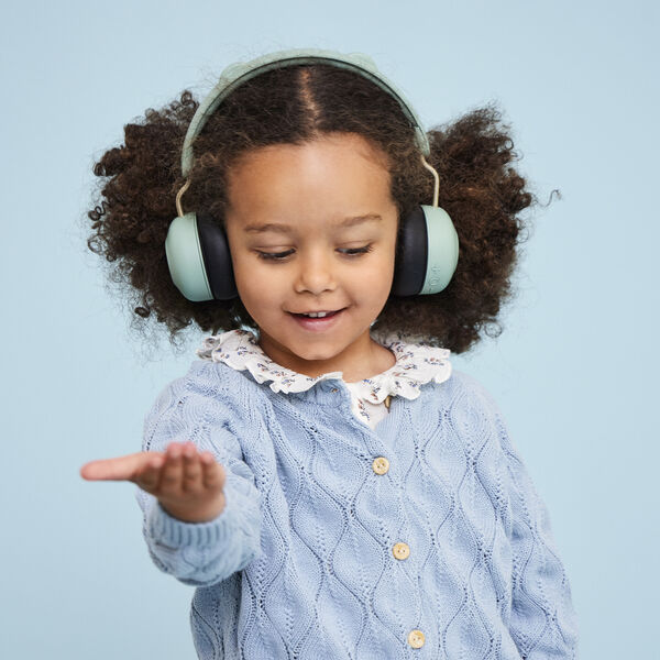 Buzz Junior Safe Audio høretelefoner, dusty green, Kreafunk