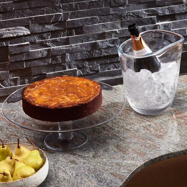 Konstantin kagefad, LSA International