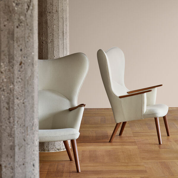 CH78 Mama Bear loungestol, cream/olieret valnød, Carl Hansen & Søn