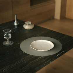 Nupo d&aelig;kkeserviet Circle L, light grey, LIND DNA