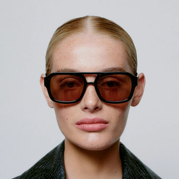 Kaya Solbriller, black, A. KJÆRBEDE