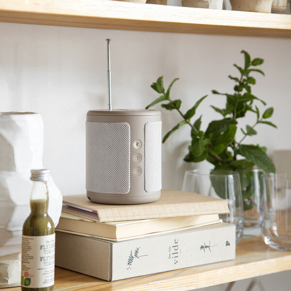 Dabbie Radio, ivory sand, Kreafunk